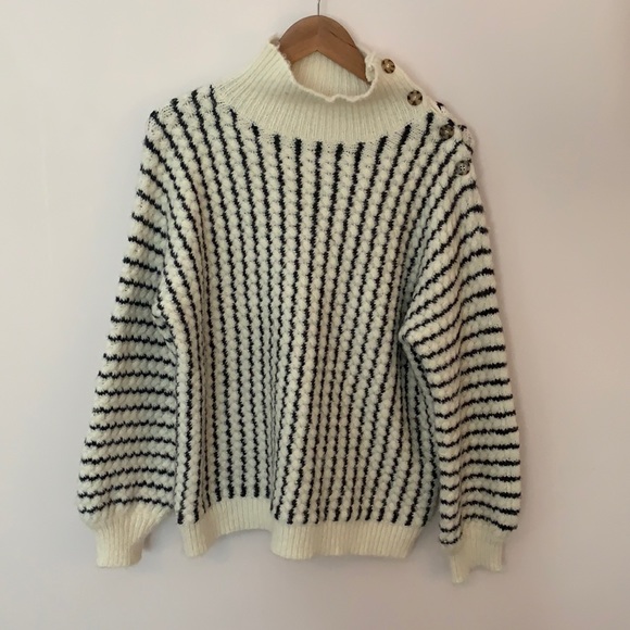 Frnch sweater - Picture 1 of 5